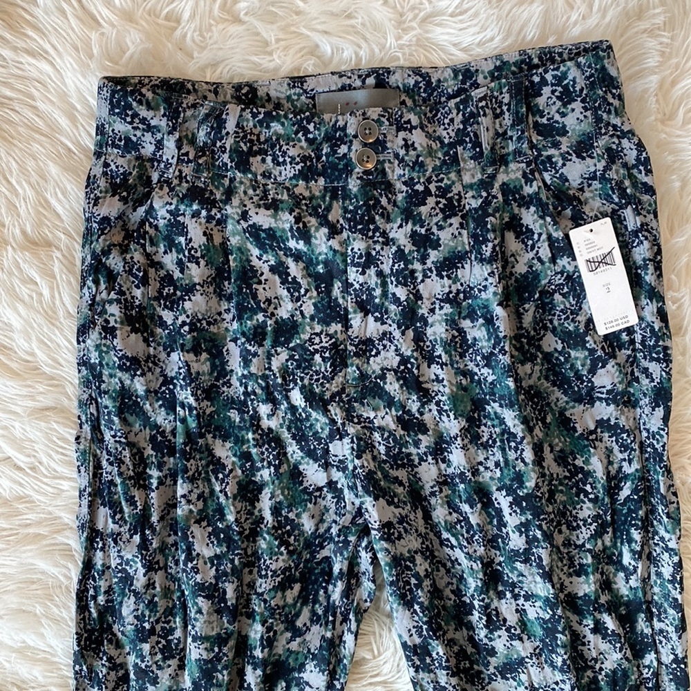 Anthropologie Diandra Pleated Joggers in Green Motif - Picture 8 of 14